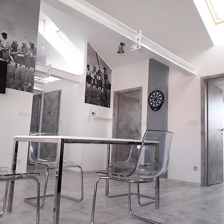 8X8 Tetoter Apartman 세게드 외부 사진