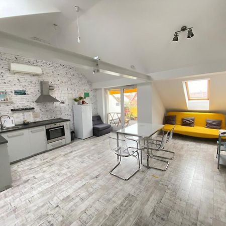 8X8 Tetoter Apartman 세게드 외부 사진
